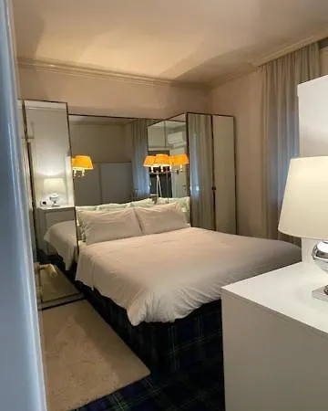 Attico Vista Mare 아파트 트리에스테